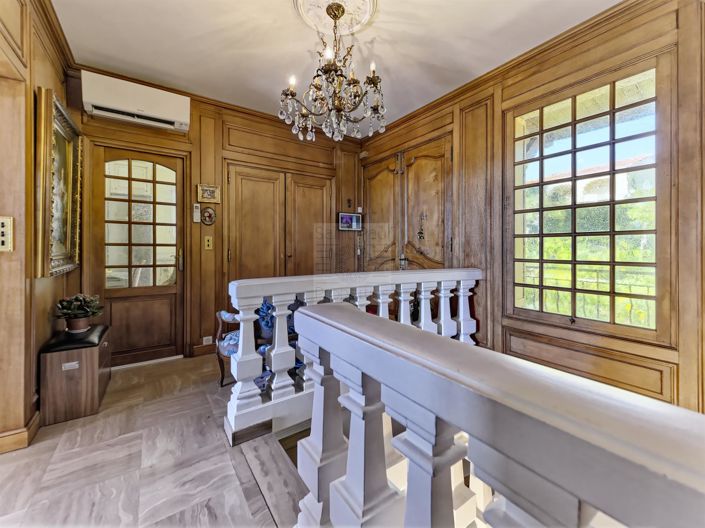 Image No.7-4 Bed House for sale