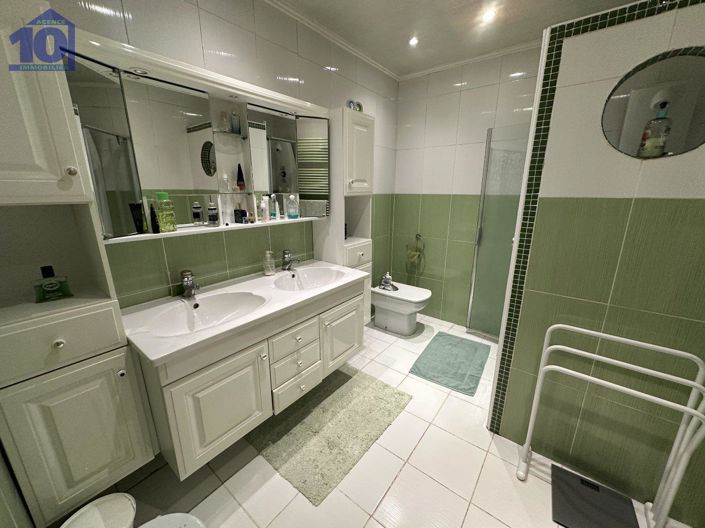 Image No.6-3 Bed House for sale