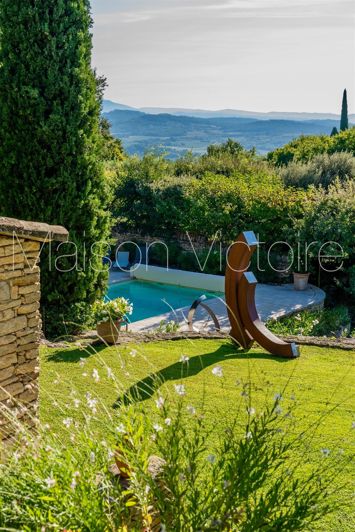 Image No.7-9 Bed House for sale