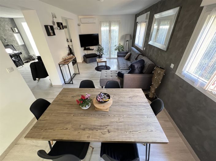 Image No.9-3 Bed House for sale