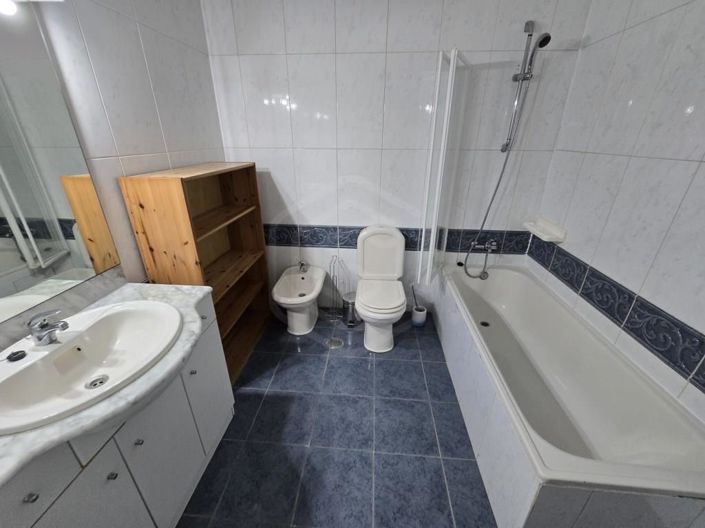 Image No.21-2 Bed Apartment for sale