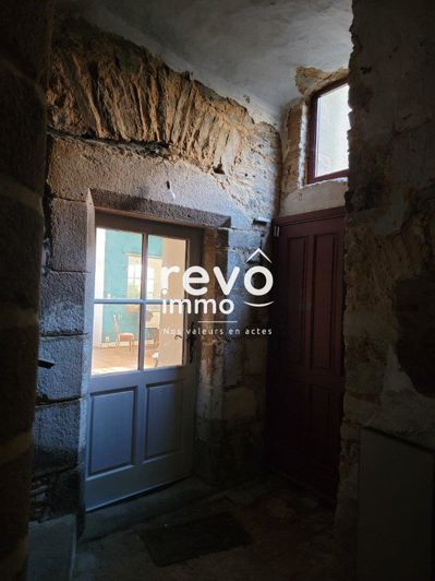 Image No.10-7 Bed House for sale