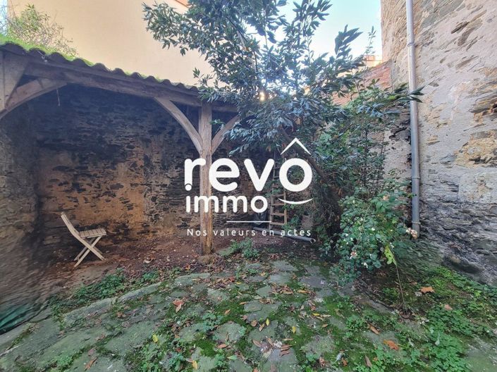 Image No.11-7 Bed House for sale