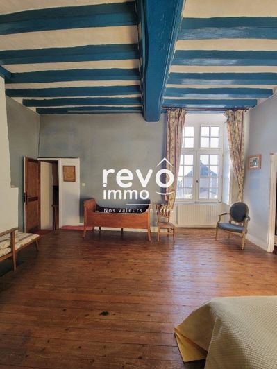 Image No.8-7 Bed House for sale