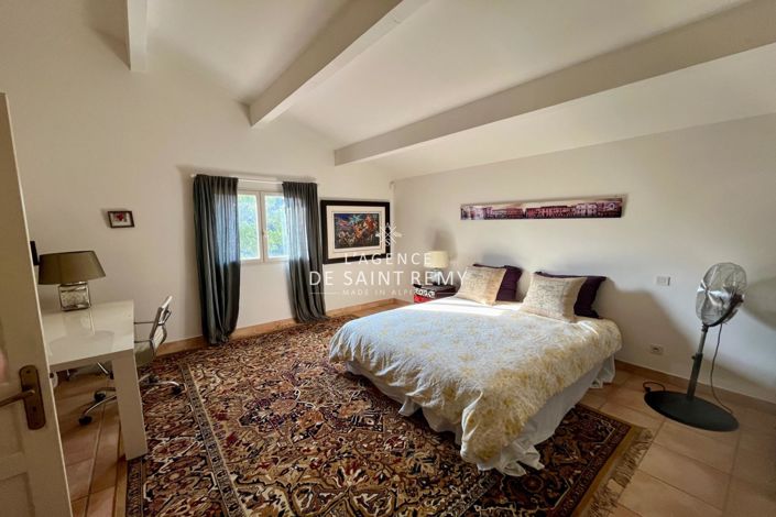 Image No.9-4 Bed House for sale