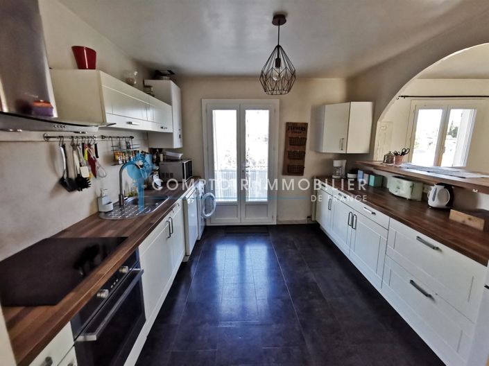 Image No.4-3 Bed House for sale