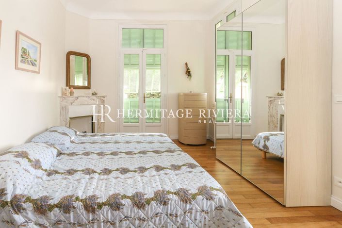 Image No.24-4 Bed House for sale