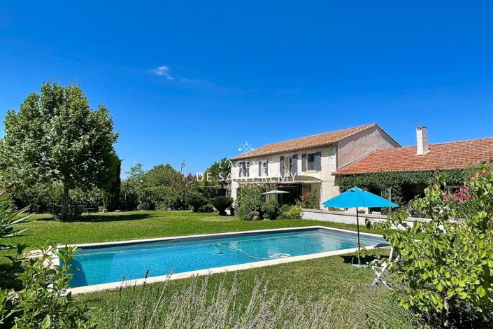 Image No.1-5 Bed House for sale