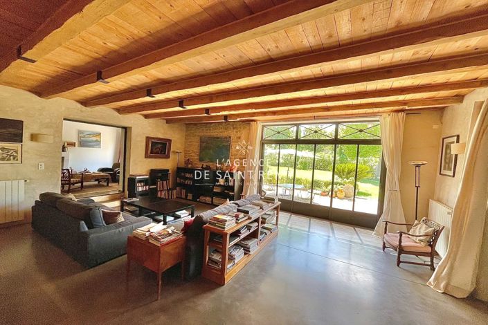 Image No.2-5 Bed House for sale