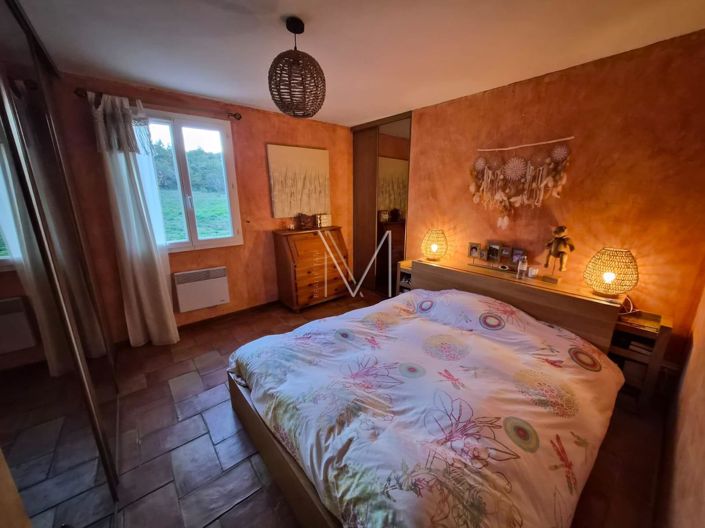 Image No.10-4 Bed House for sale