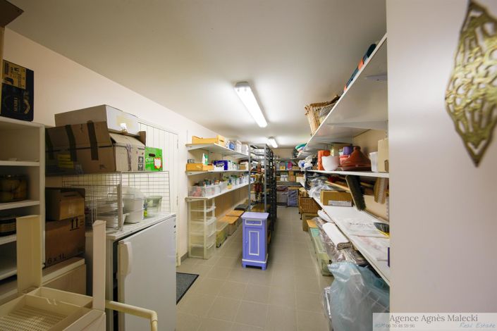 Image No.19-4 Bed House for sale