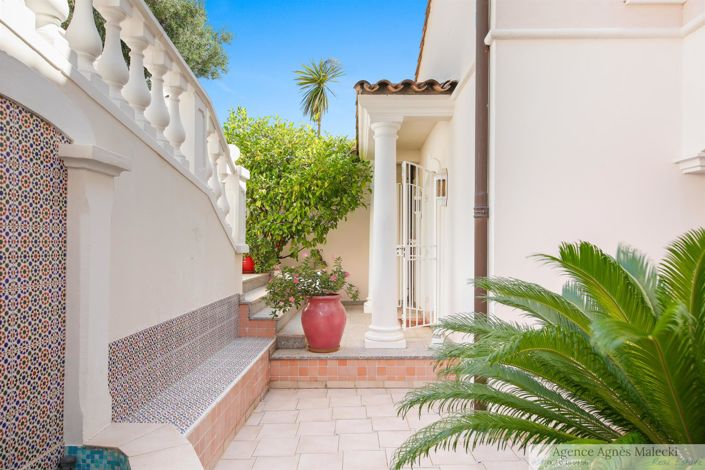 Image No.21-4 Bed House for sale