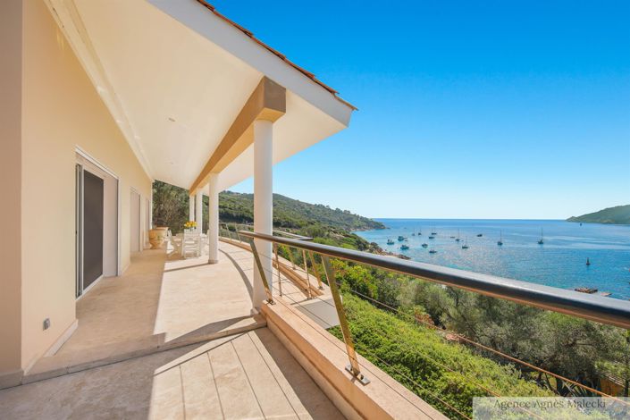 Image No.2-Maison de 3 chambres à vendre à Var