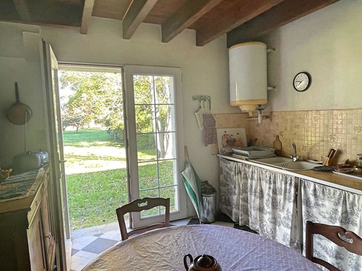 Image No.10-2 Bed House for sale