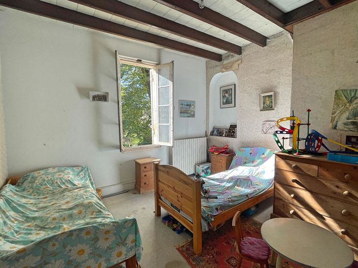 Image No.11-2 Bed House for sale