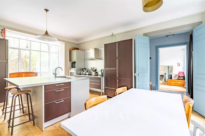 Image No.11-5 Bed House for sale