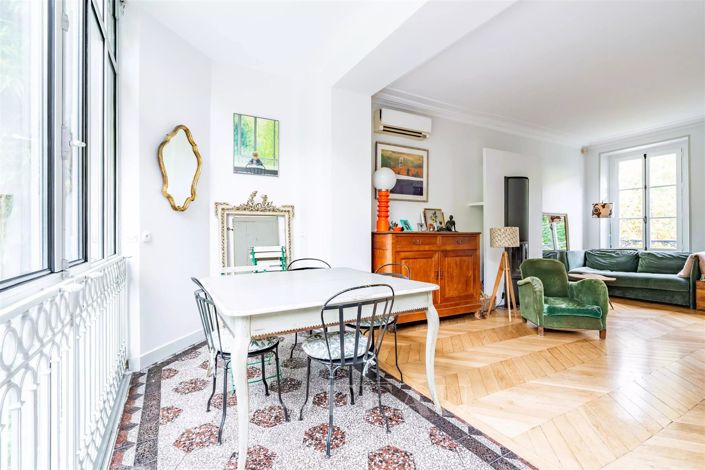 Image No.13-5 Bed House for sale