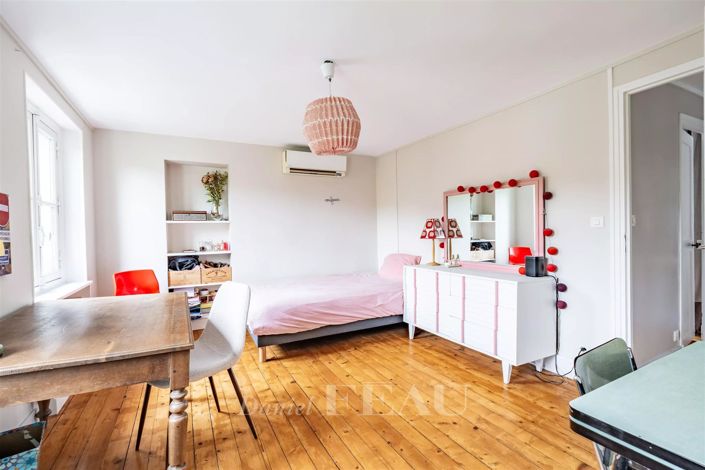 Image No.21-5 Bed House for sale