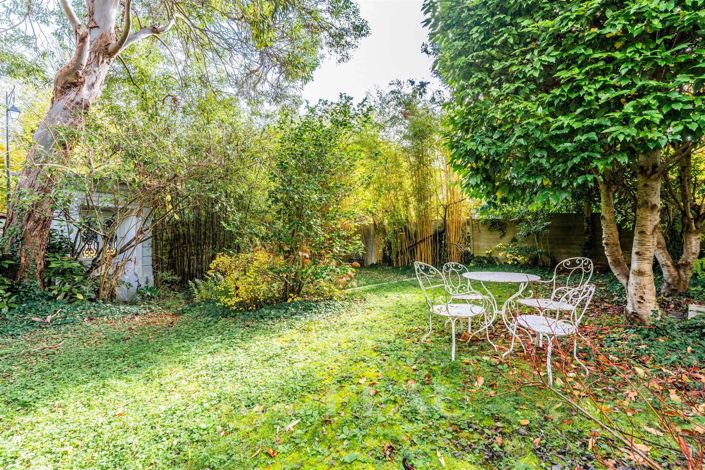 Image No.25-5 Bed House for sale