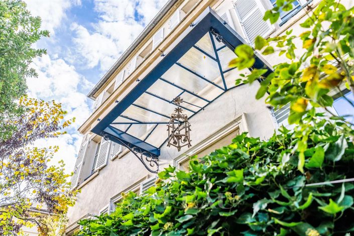 Image No.26-5 Bed House for sale