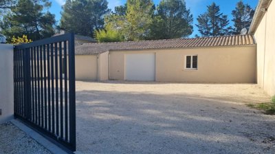 1 - Salinelles, Maison