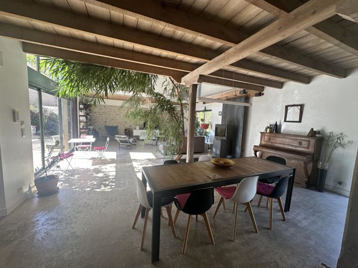 Image No.2-5 Bed House for sale