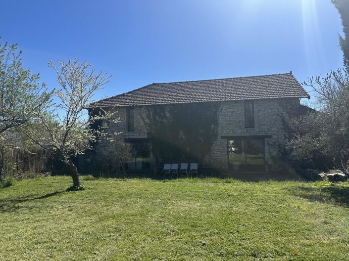 Image No.9-5 Bed House for sale