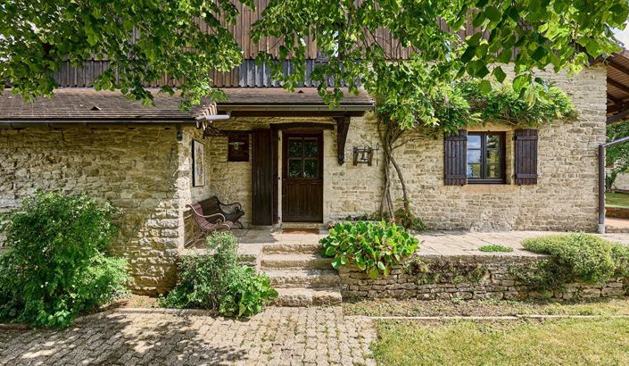 Image No.3-5 Bed House for sale