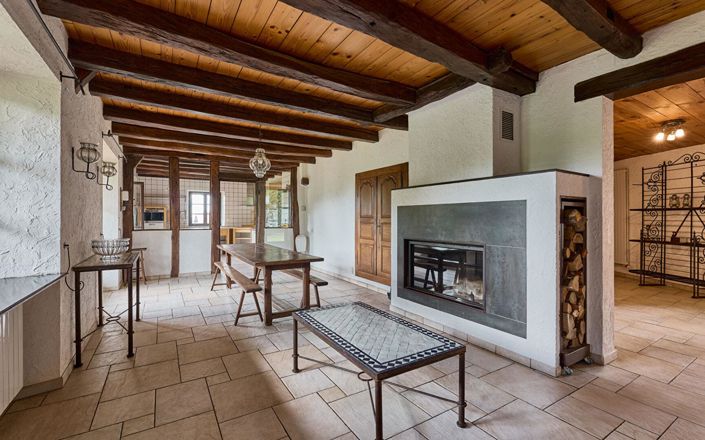 Image No.7-5 Bed House for sale