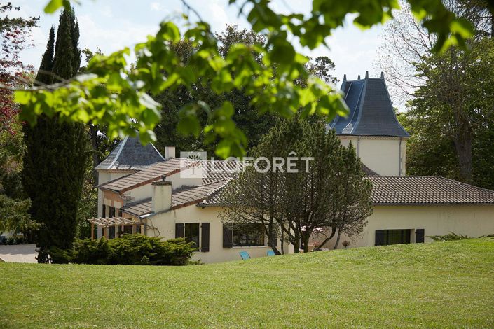 Image No.2-Propriété de 5 chambres à vendre à Nérac