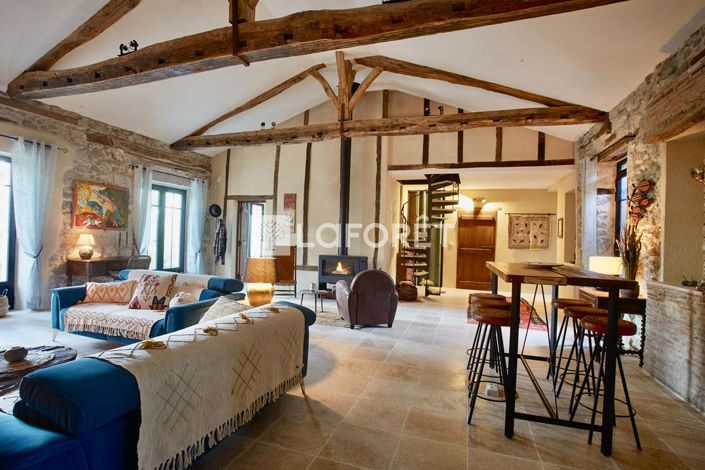 Image No.5-5 Bed Property for sale