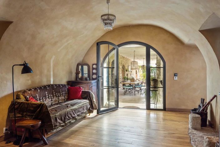 Image No.15-8 Bed House for sale