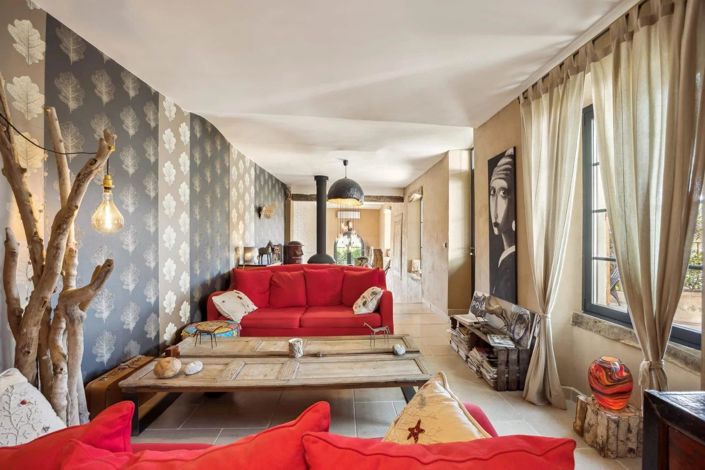 Image No.15-8 Bed House for sale