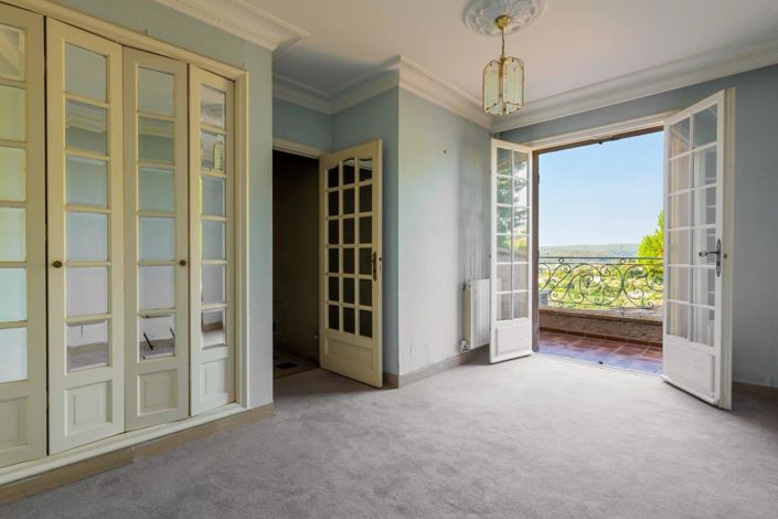 Image No.16-4 Bed House for sale