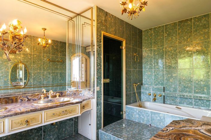 Image No.21-4 Bed House for sale