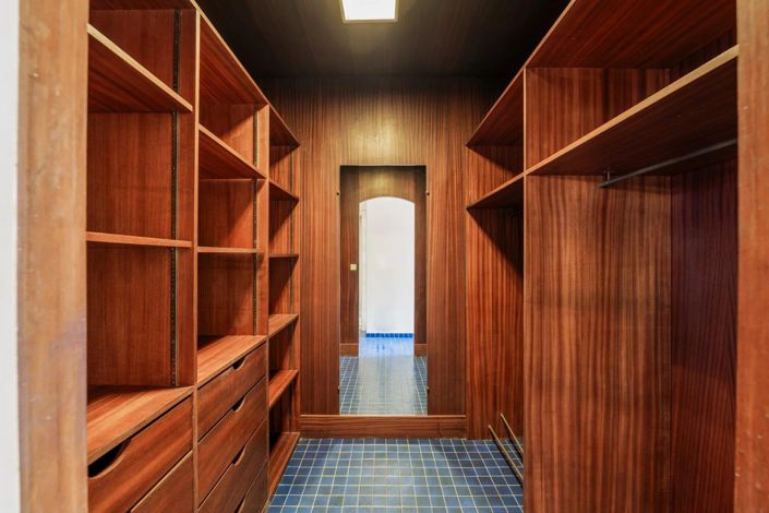 Image No.26-4 Bed House for sale