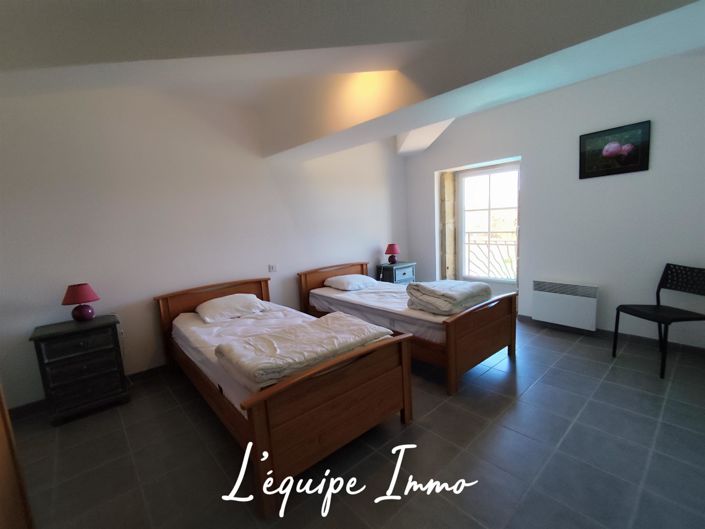 Image No.10-Maison de 10 chambres à vendre à Belmont