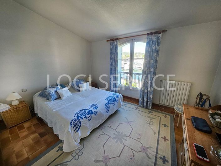 Image No.6-2 Bed House for sale