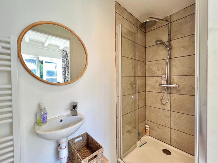 Image No.17-4 Bed House for sale