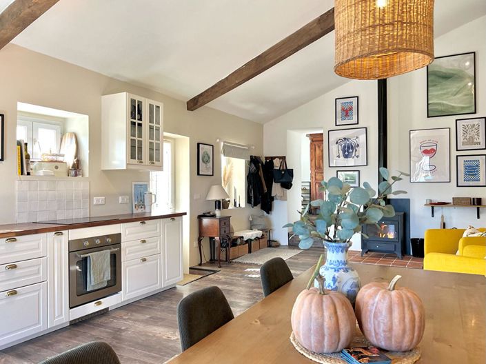 Image No.6-4 Bed House for sale