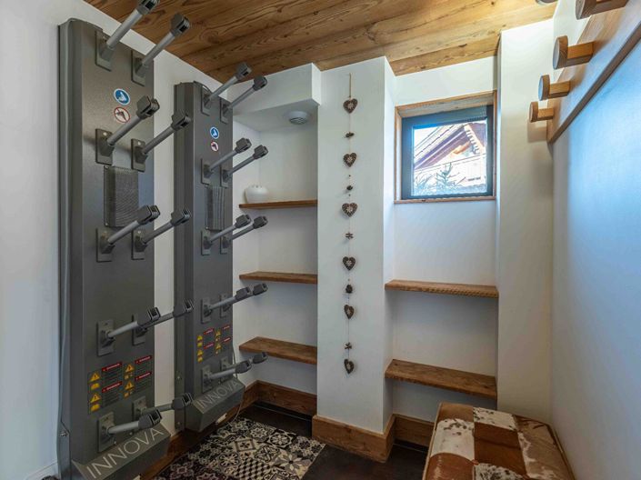 Image No.10-5 Bed House for sale