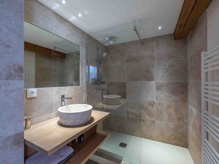 Image No.12-5 Bed House for sale