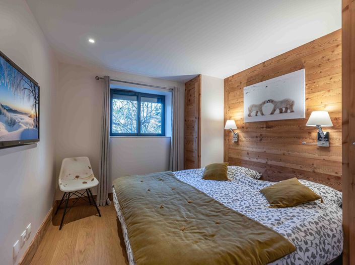 Image No.15-5 Bed House for sale