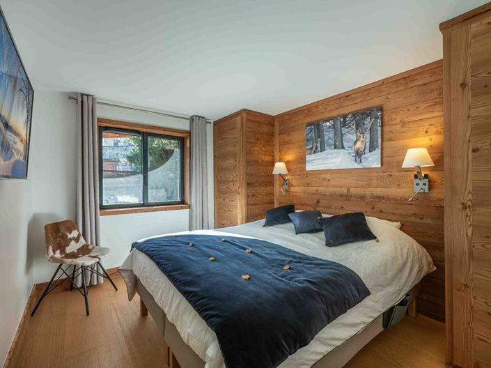 Image No.2-5 Bed House for sale