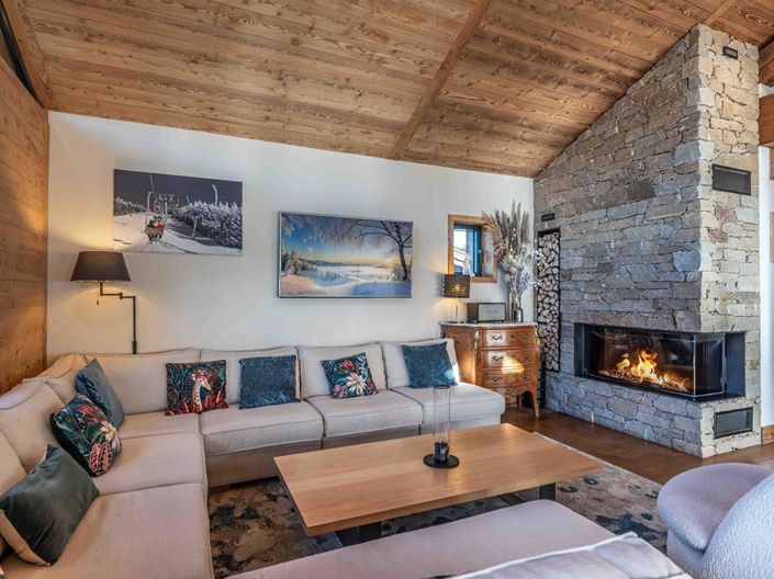 Image No.7-5 Bed House for sale