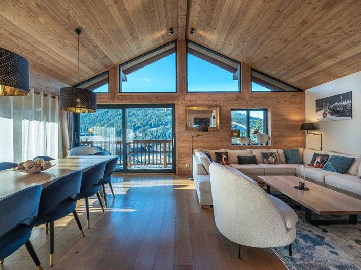 Image No.8-5 Bed House for sale