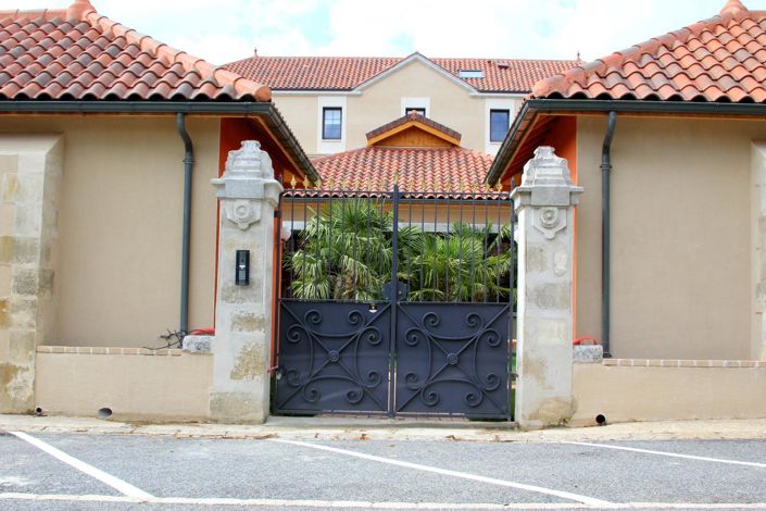 Image No.13-13 Bed House for sale