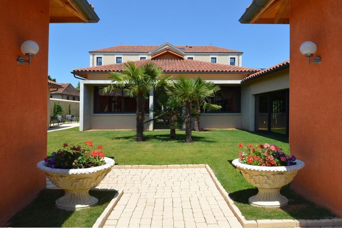 Image No.4-13 Bed House for sale