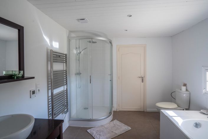 Image No.13-5 Bed House for sale