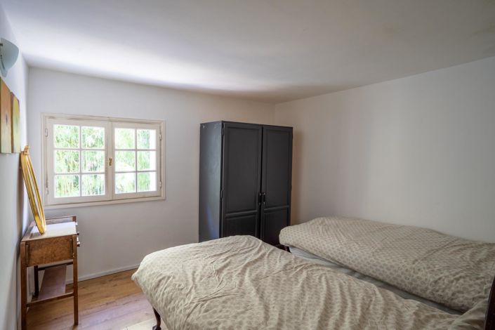 Image No.14-5 Bed House for sale